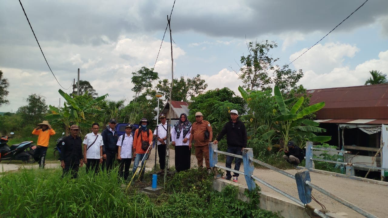 Perjelas Batas Wilayah, Desa Tambak Padi dan Guntung Ujung Pasang Pilar untuk Cegah Konflik