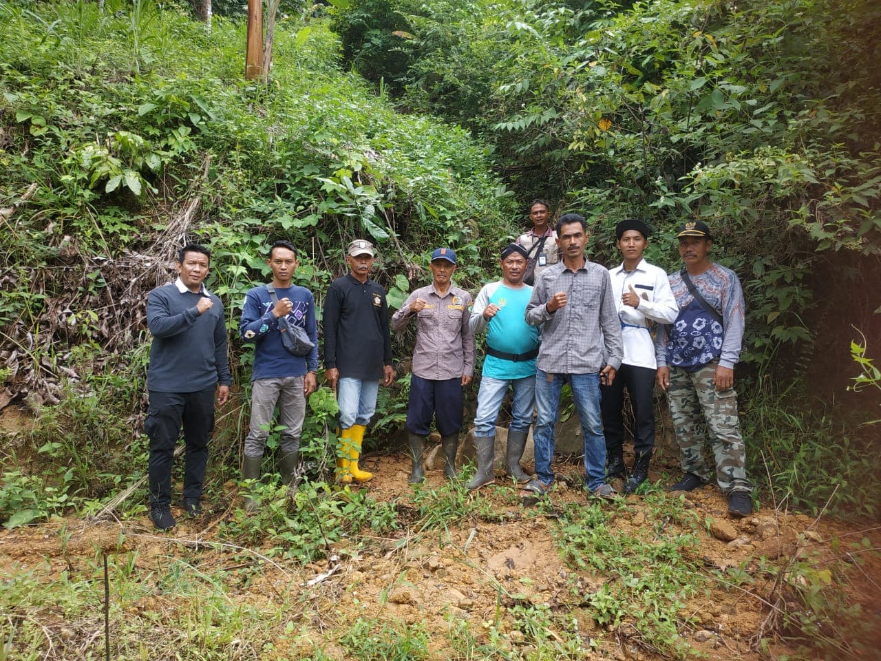 Pelacakan Batas Desa di Desa Matang - Desa Gunung Batu